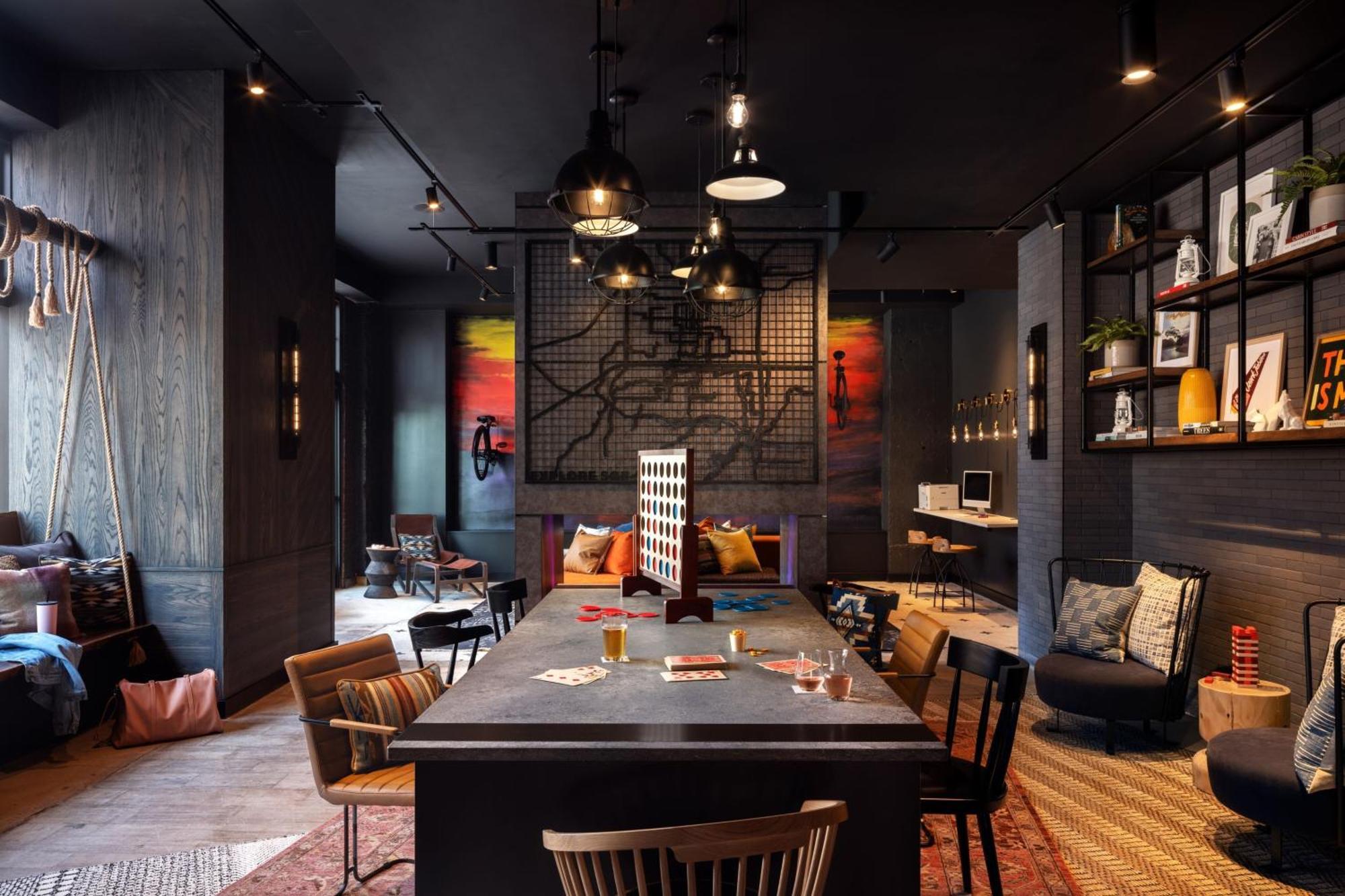 Moxy Springfield Downtown 호텔 외부 사진