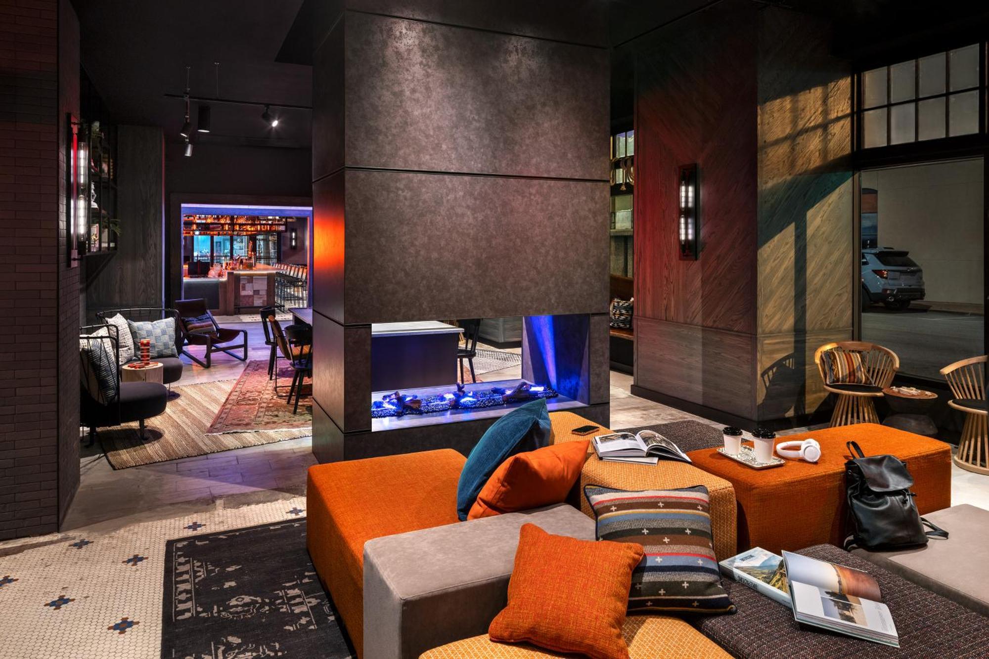 Moxy Springfield Downtown 호텔 외부 사진