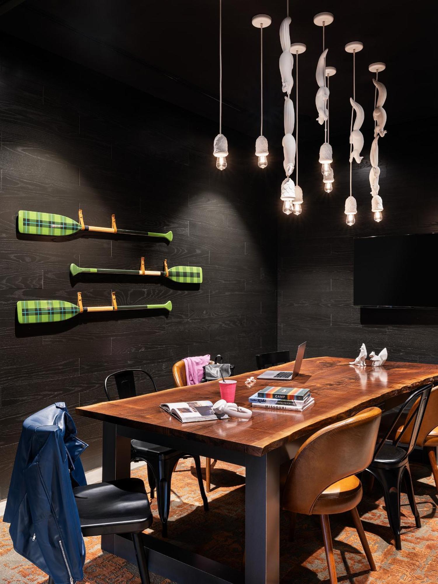 Moxy Springfield Downtown 호텔 외부 사진
