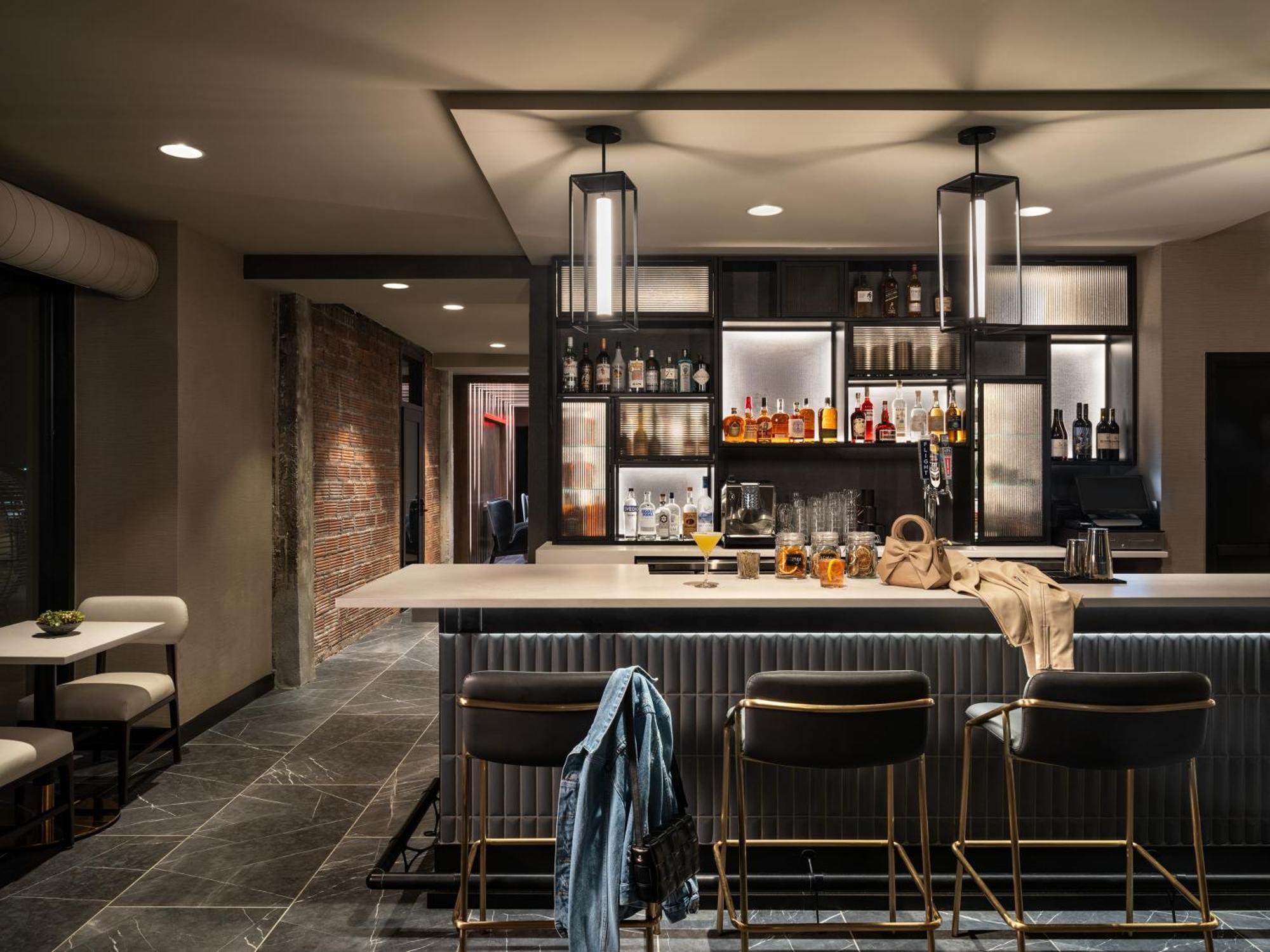 Moxy Springfield Downtown 호텔 외부 사진